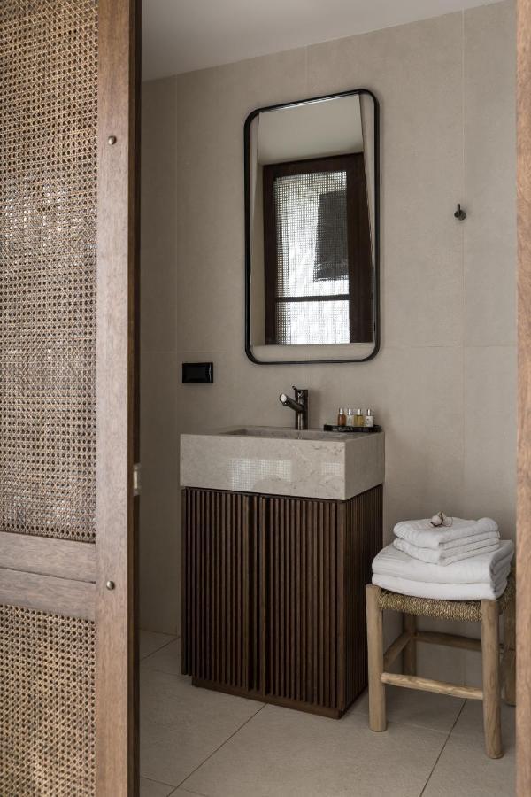 Now-vx Adults Only Hotel